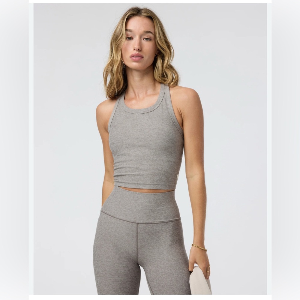 Vuori Essential Tank•Heather Cobblestone Sz. S
